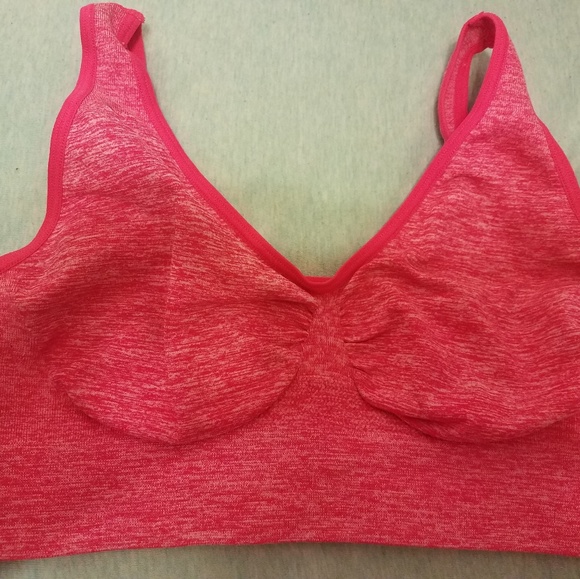 **SOLD**Set of 4 Sports Bras*SOLD* - Picture 4 of 5